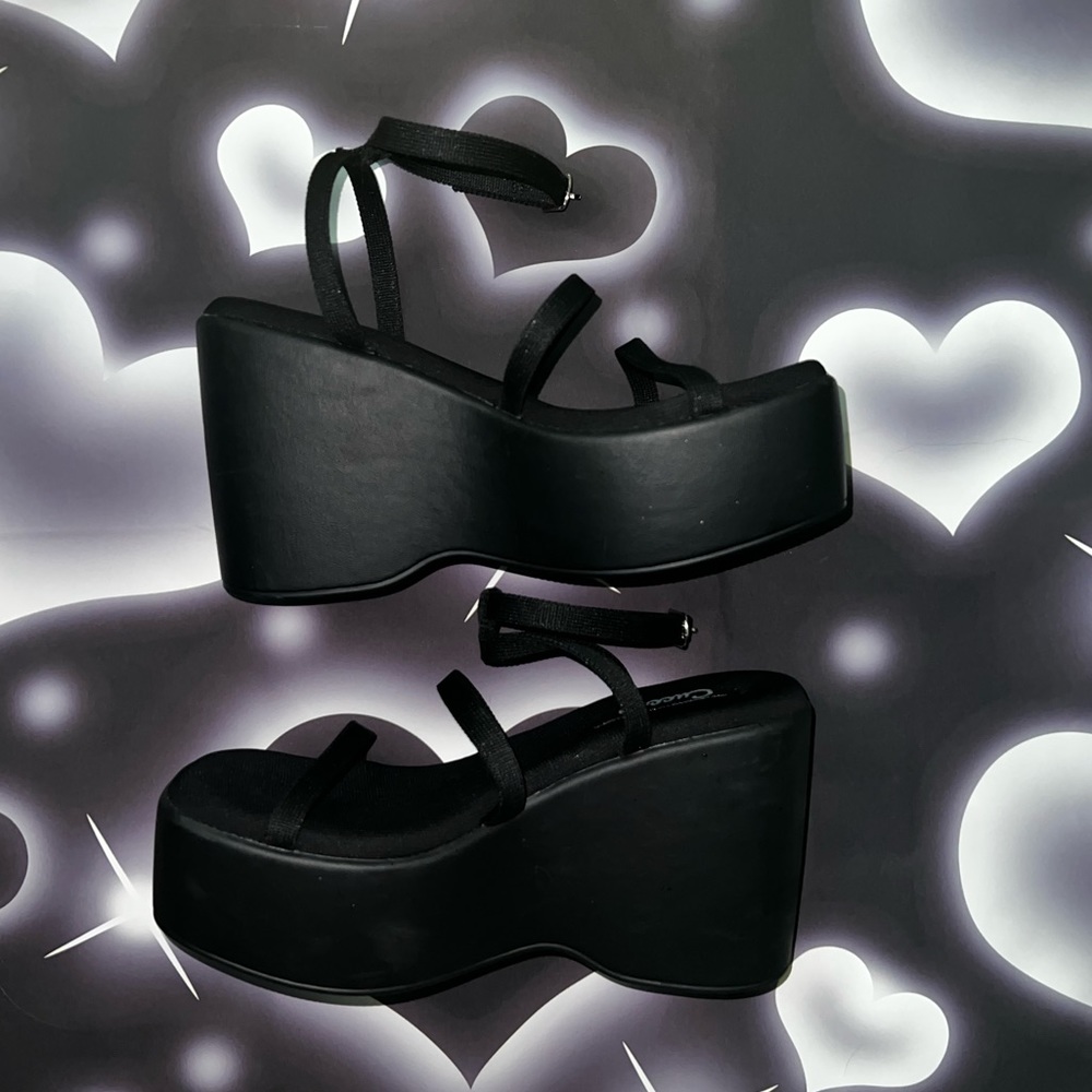 SHEIN WEDGED SANDALS 🖤 SIZE: 6